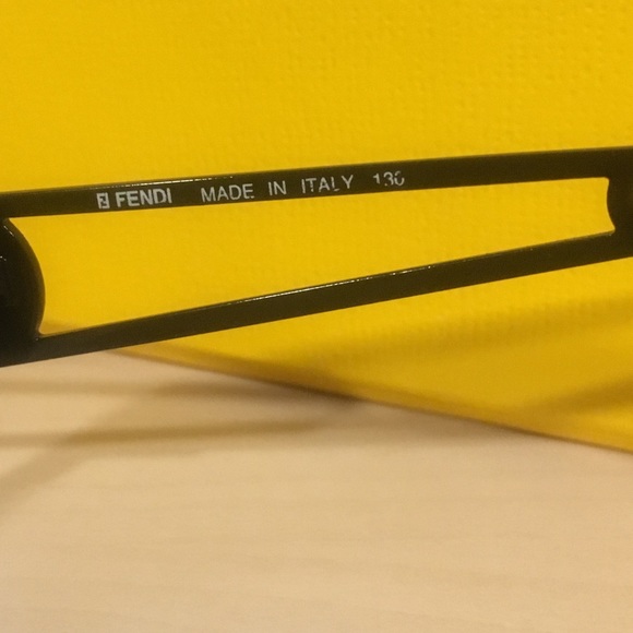 Fendi FS 142 sunglasses - Picture 7 of 12